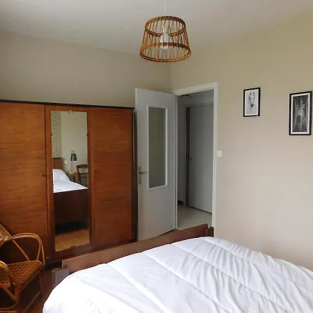 Mmr 6 Personnes Avec Cour Privee Et Cloturee Saint-Saturnin (Charente)